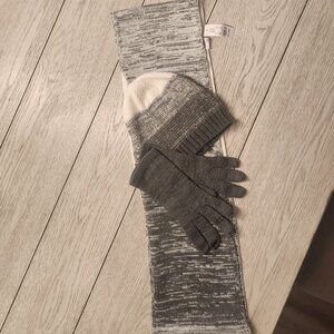 3 Piece Infinity Scarf, Hat and Gloves NWT